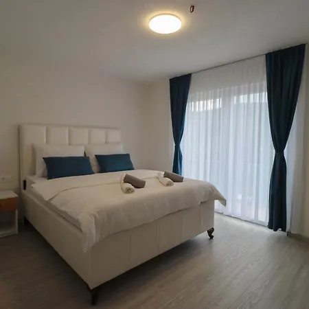 Tadic And By The Shore Of Rama Appartement