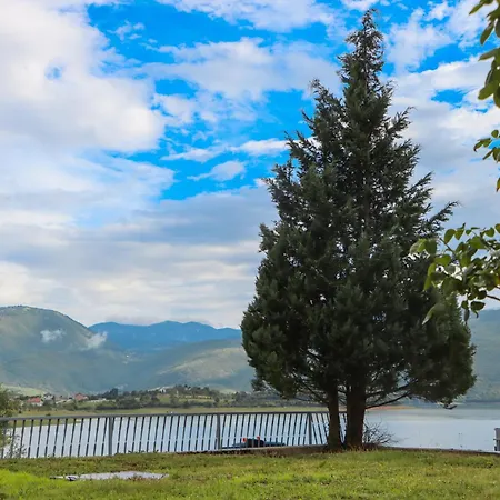 Tadic And By The Shore Of Rama Apartment *