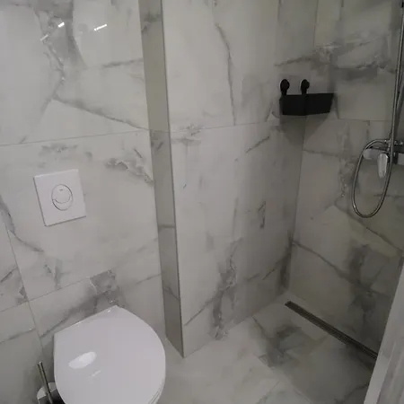 Apartment Tadic And By The Shore Of Rama