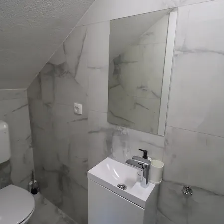 Tadic And By The Shore Of Rama Apartment *