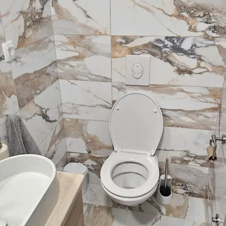 Apartment Tadic And By The Shore Of Rama *