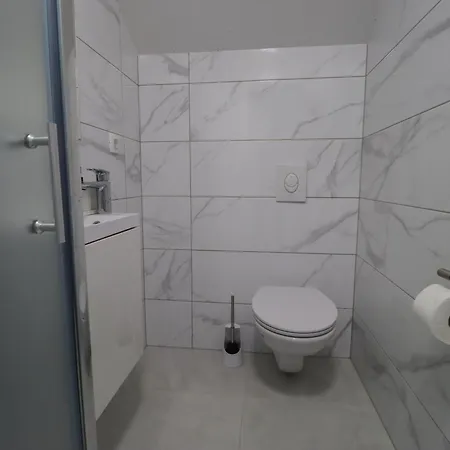 Tadic And By The Shore Of Rama Appartement