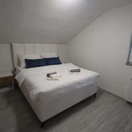 Appartement Tadic And By The Shore Of Rama *