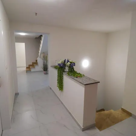 Tadic And By The Shore Of Rama Appartement *