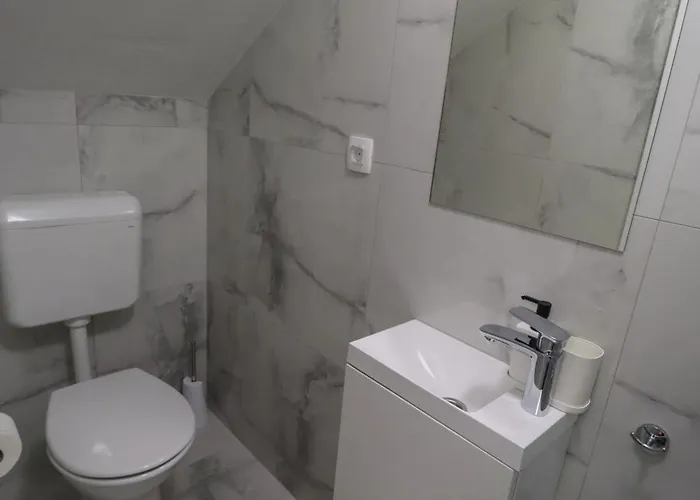 Tadic And By The Shore Of Rama * Prozor