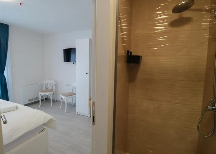 Tadic And By The Shore Of Rama شقة