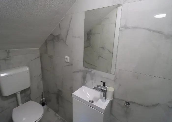 Tadic And By The Shore Of Rama شقة *