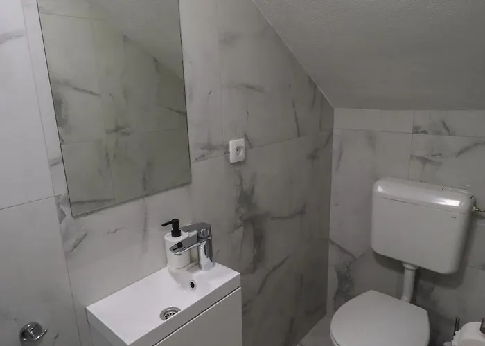 Tadic And By The Shore Of Rama شقة